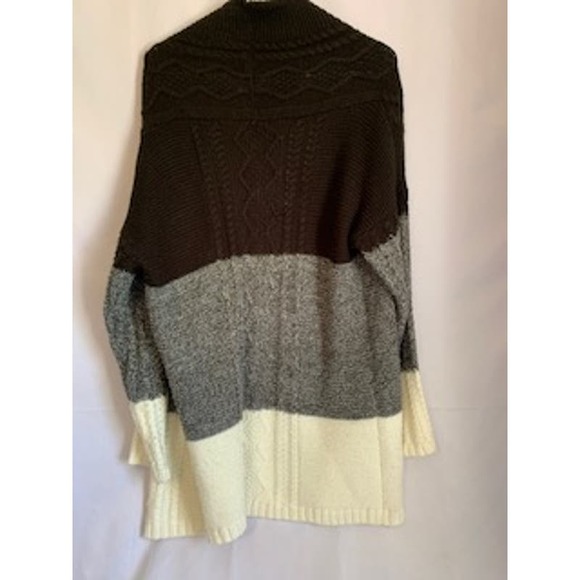 Neiman Marcus Color Block Black/Gray/White Small Open Collared Cardigan - Picture 2 of 6